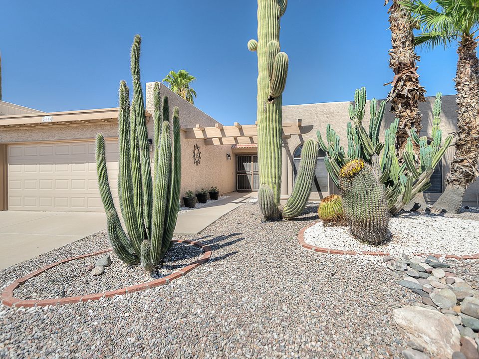 1st image of 26604 S Saddletree Dr