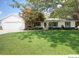113 Stieren St, Farmersville, IL 62533