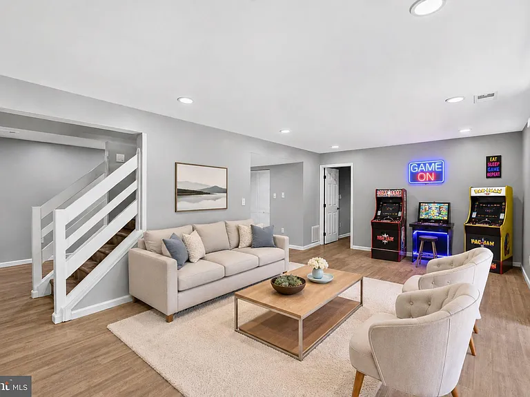 4752 Carterwood Dr — Photo 24