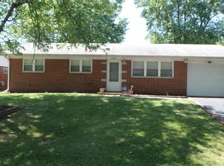 2018 Sycamore St, Cahokia, IL 62206