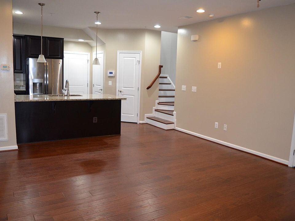 1st image of 7863 Culloden Crest Ln #78G