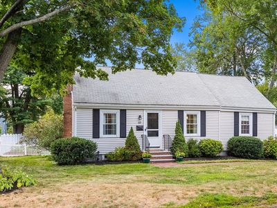 49 Springvale Rd, Reading, MA, 01867