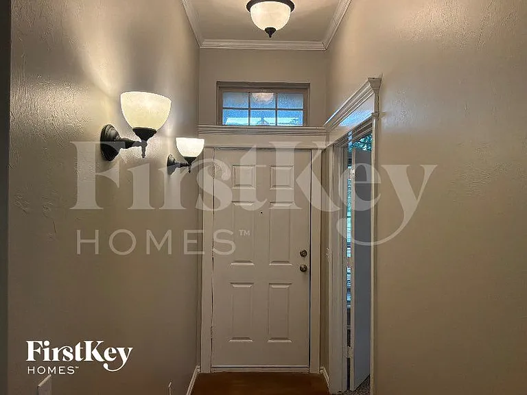 5108 NW 163rd St — Photo 4