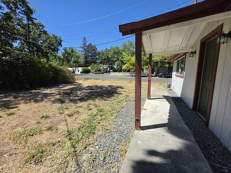 2962 Dorothy Dr — Photo 34