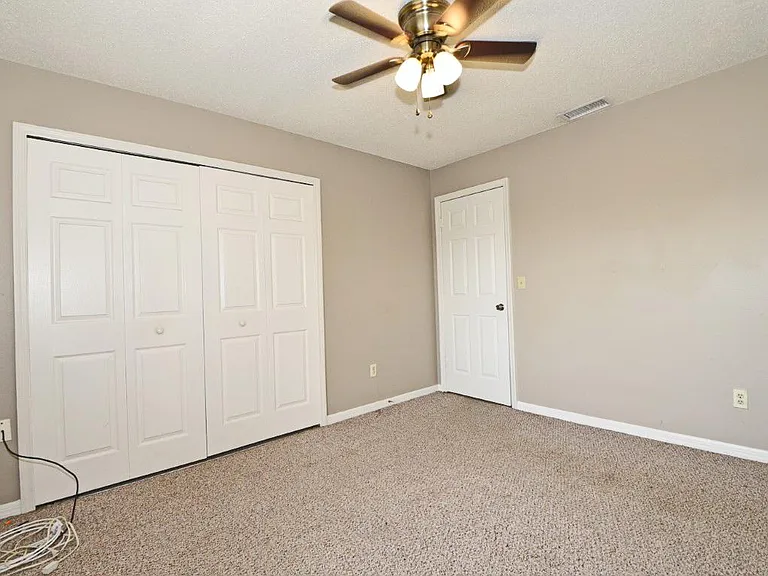 2724 Gray Fox Ln #2724 — Photo 17