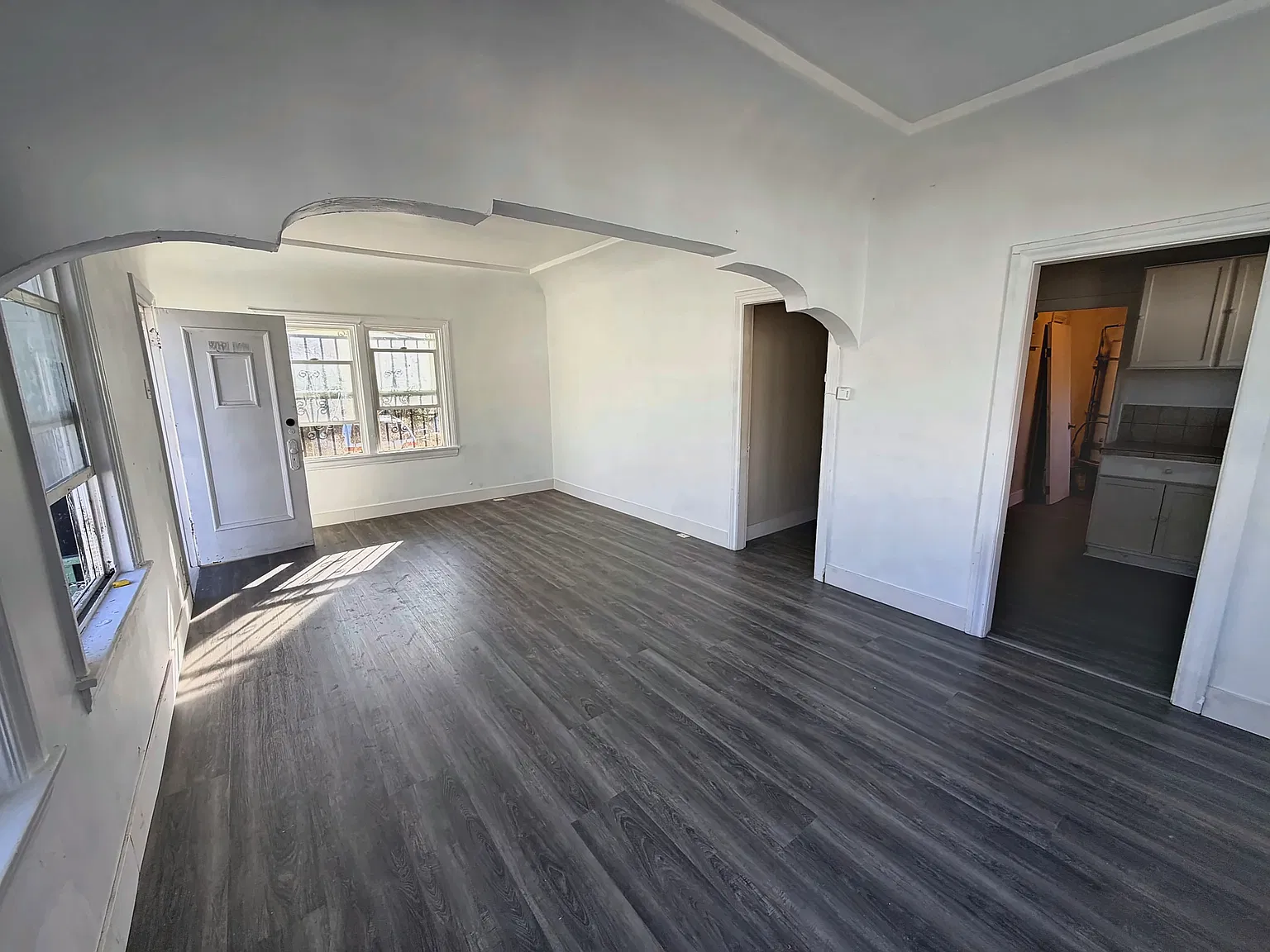2 bed, $2,500 — Photo 4