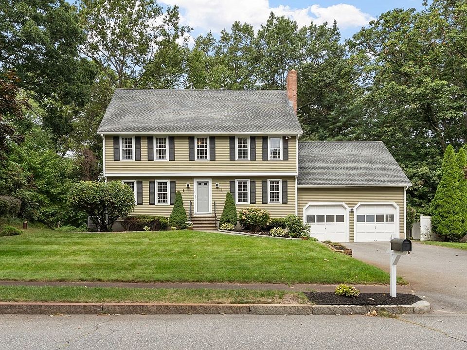 1st image of 4 Apple Tree Ln