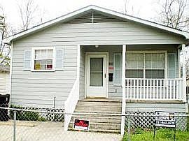 2nd image of 3208 Delia St