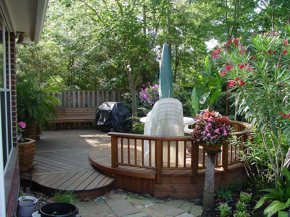 Inviting Deck