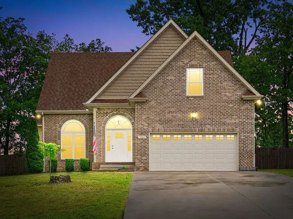 1861 Red Fox Trl, Clarksville, TN 37042