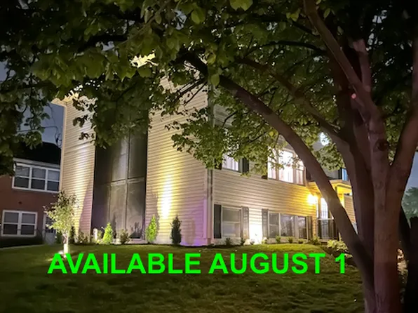 415 Lincoln Ave APT B, Fox River Grove, IL 60021