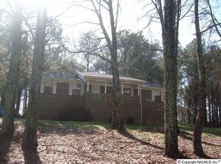 1570 Blessing Rd, Albertville, AL 35951