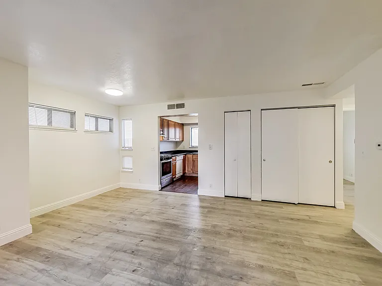 Fruitvale Haus — Photo 25