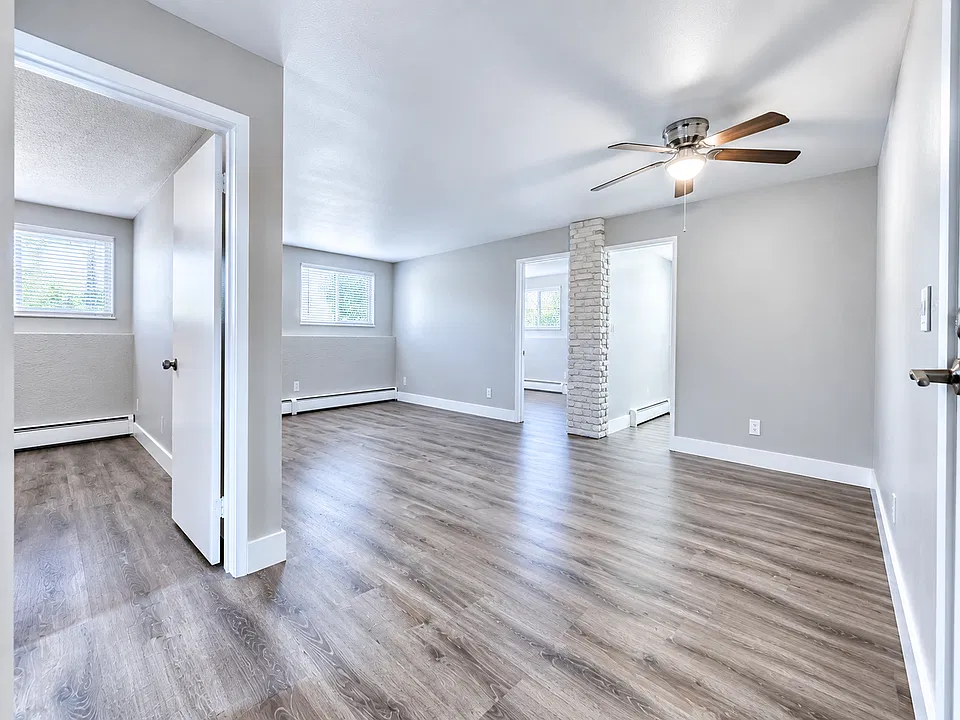 Pine View Apartments