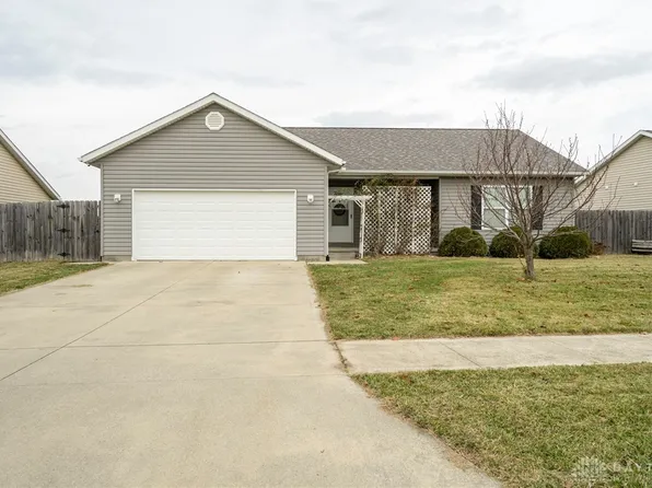 832 Linden Ave, Washington Court House, OH 43160