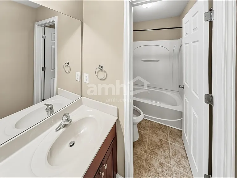 1830 Madrid Falls Dr — Photo 17