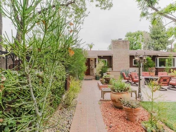 13405 Tiara St, Van Nuys, CA 91401