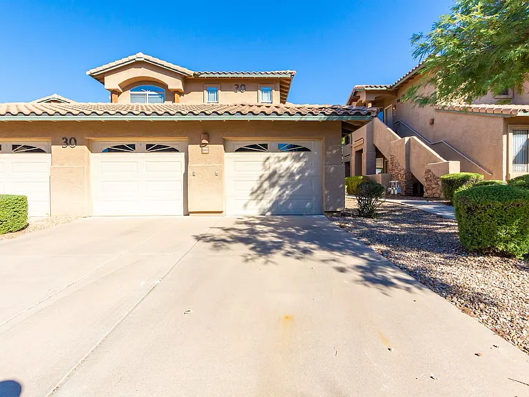 11500 E Cochise Dr #1060 — Photo 3