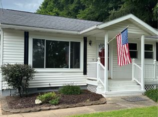 6472 Beech Tree Rd, Auburn, NY 13021