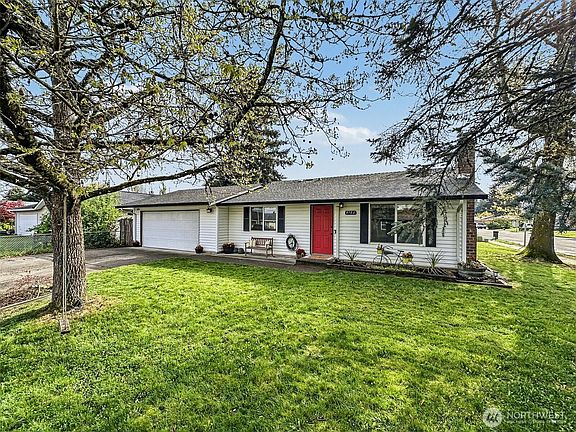 2nd image of 4103 NE 127th Avenue