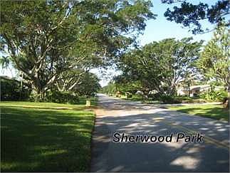 2nd image of 3028 Sherwood Blvd