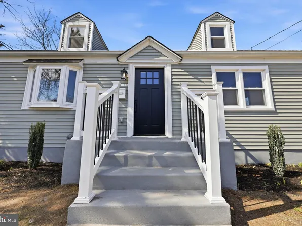 1037 Fern Ave, Glendora, NJ 08029