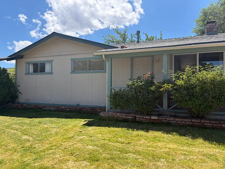 3275 Sandra Dr — Photo 13