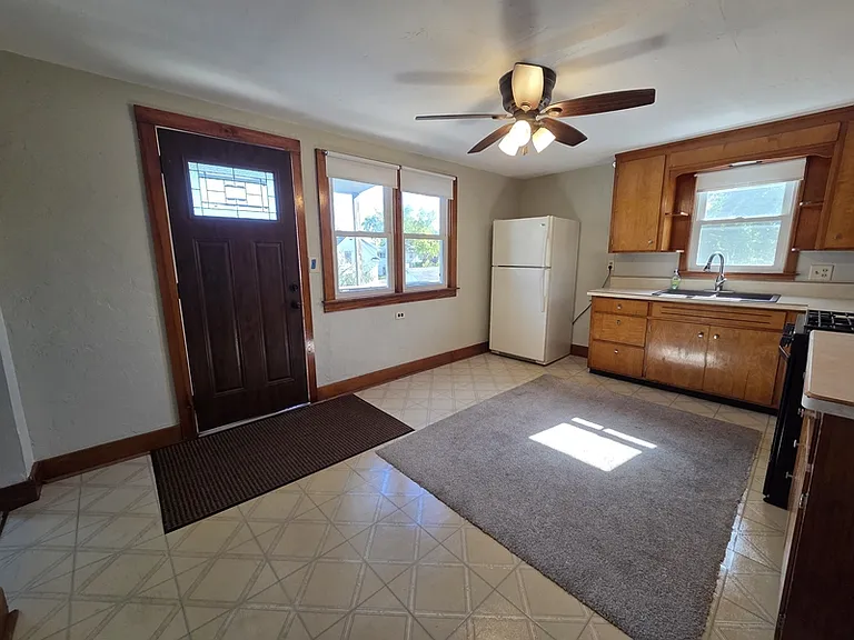 417 W South Park Ave #415 — Photo 6