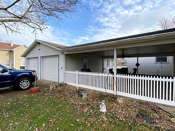 3rd image of 330 Brewster St
