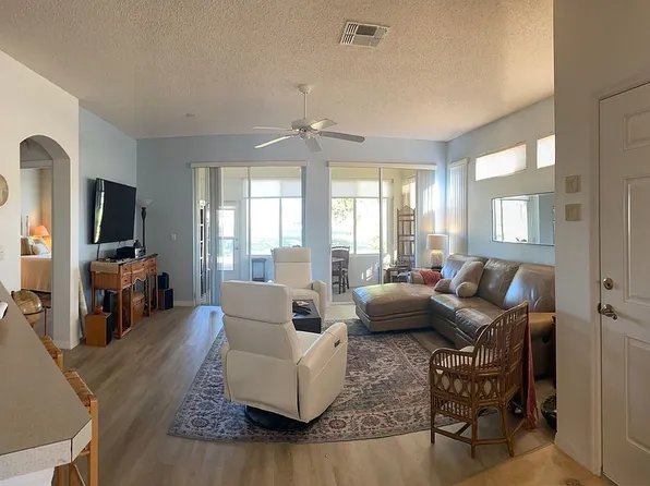 2113 Acadia Greens Dr, Sun City Center, FL 33573