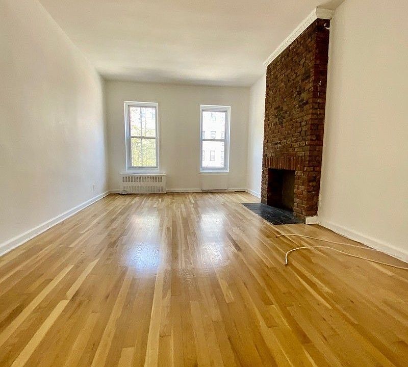 1st image of 1702 2nd Ave APT 1C