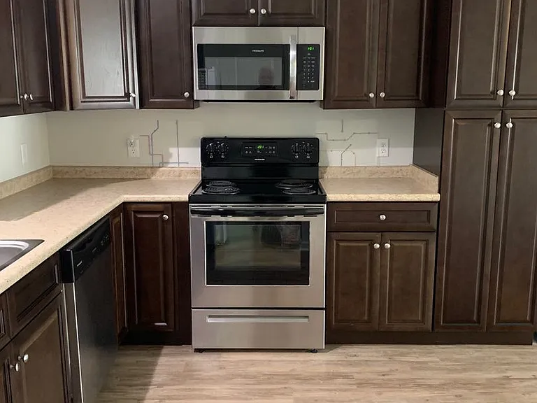 400 Tibet Ave #13 — Photo 5