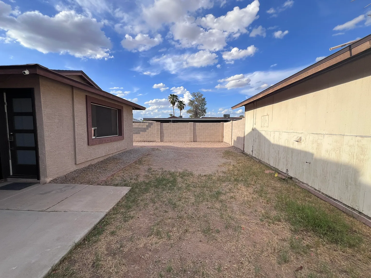 3 bed, 1128 sqft, $1,950 — Photo 4