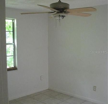 4th image of 431 Maydell Dr APT B