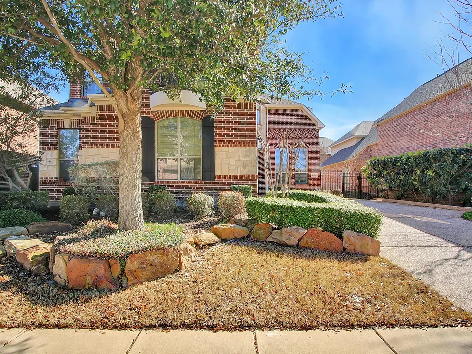 4804 Lofty Ln