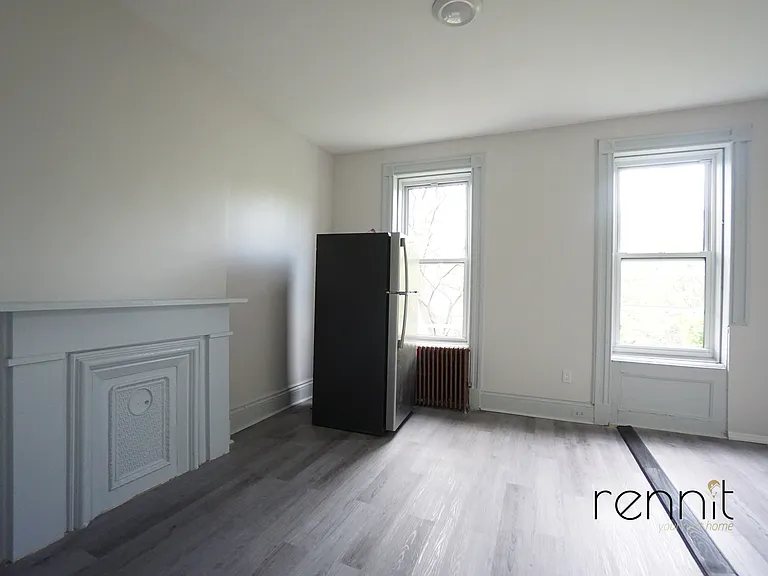 77 Somers St #2 — Photo 13