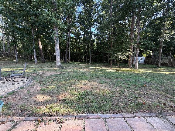 4th image of 6950 Timber Trail Rd