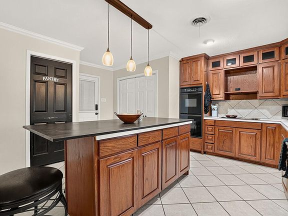5th image of 3704 Stanolind Ave