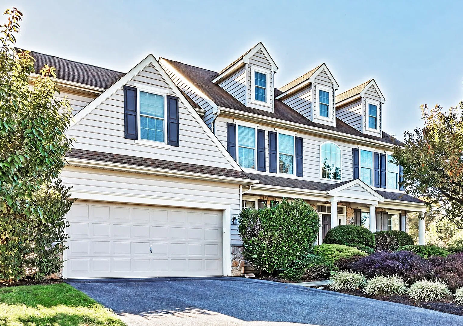 4 bedroom, 2.5 bath home in Hartefeld, Chester County, PA — Photo 1