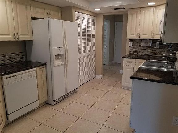 5th image of 2004 Citrus Hill Ln