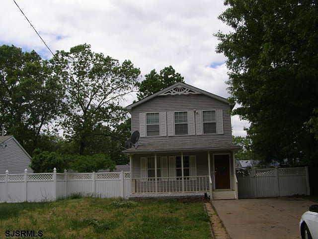 1st image of 423 S Xanthus Ave