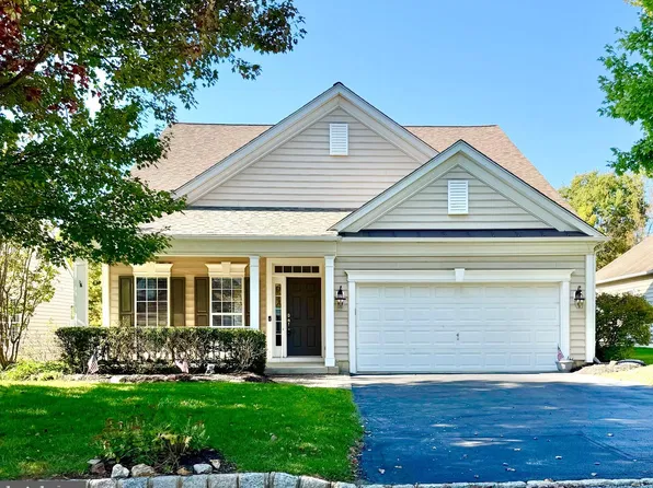 103 Lantana Dr, Kennett Square, PA 19348