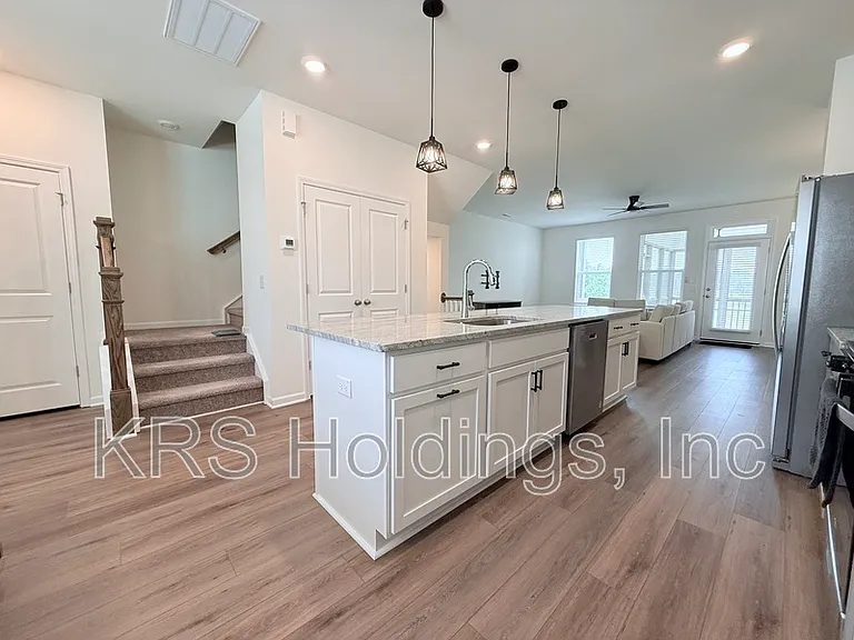 849 Parc Townes Dr — Photo 7