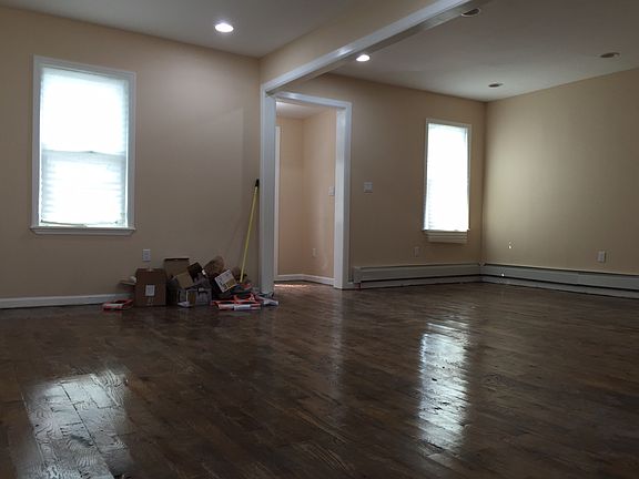 2nd image of 187-02 122nd Avenue