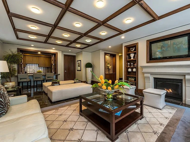 Club Room