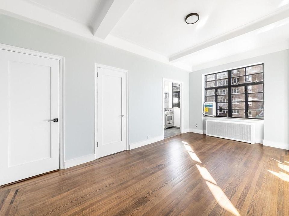 1st image of 10 Sheridan Sq #4C