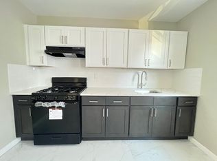 133 Grumman Ave #1, Newark, NJ 07112