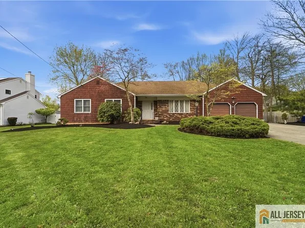 1177 Aaron Rd, North Brunswick, NJ 08902