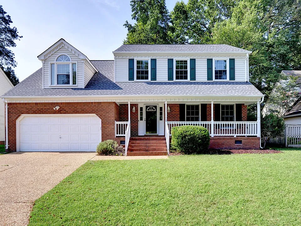 1802 Bay Cliff Ct