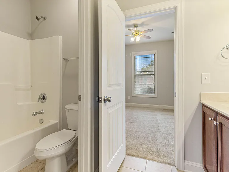 1528 Lily Creek Dr — Photo 20